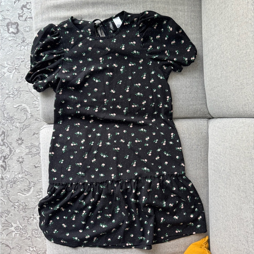 H&M Black Floral Casual Dress